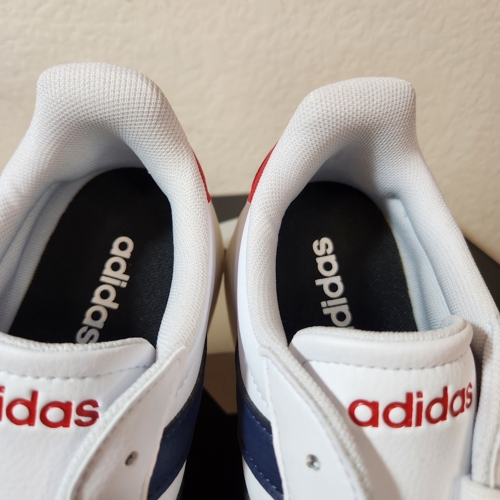 Adidas Men's 7 1/2 White/Black Sneakers IH1228 Berreda LYM029004 - Picture 5 of 7